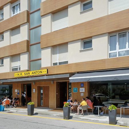 Hotel Restaurante San Anton Тапия-де-Касарьего Экстерьер фото