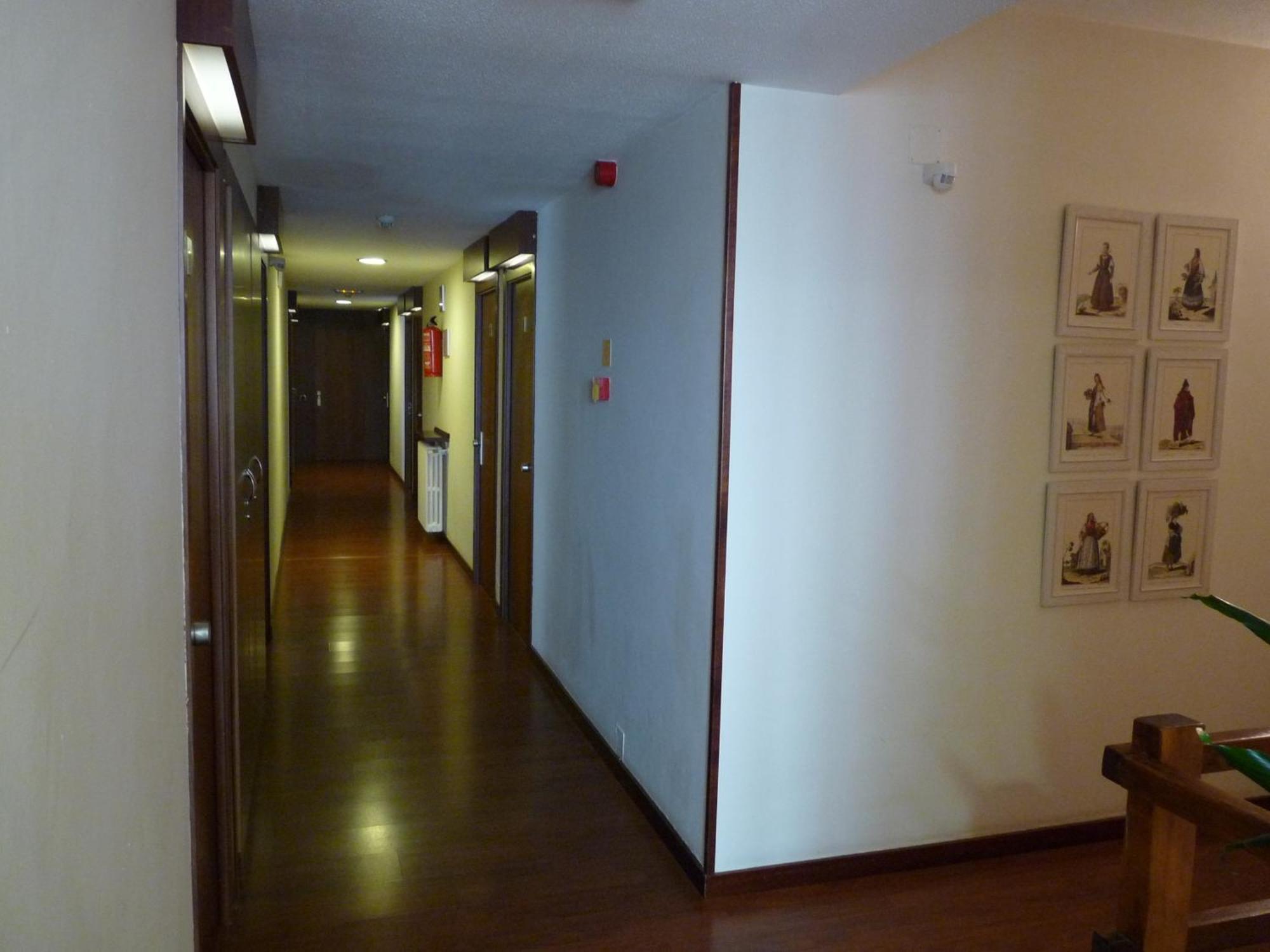 Hotel Restaurante San Anton Тапия-де-Касарьего Экстерьер фото